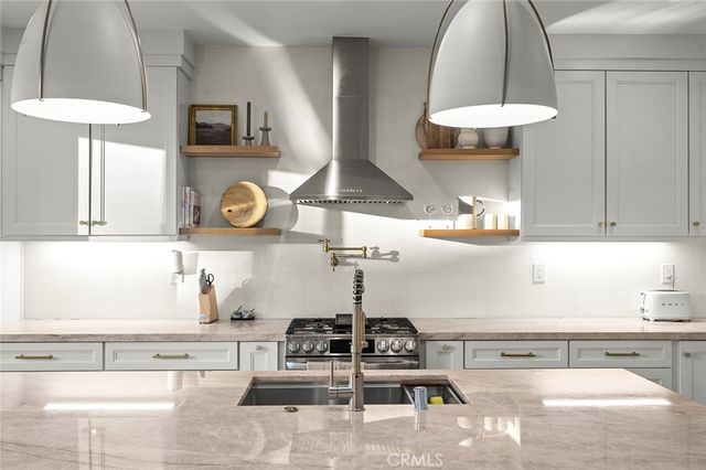 6945 Cedar Creek Road, Eastvale, CA 92880