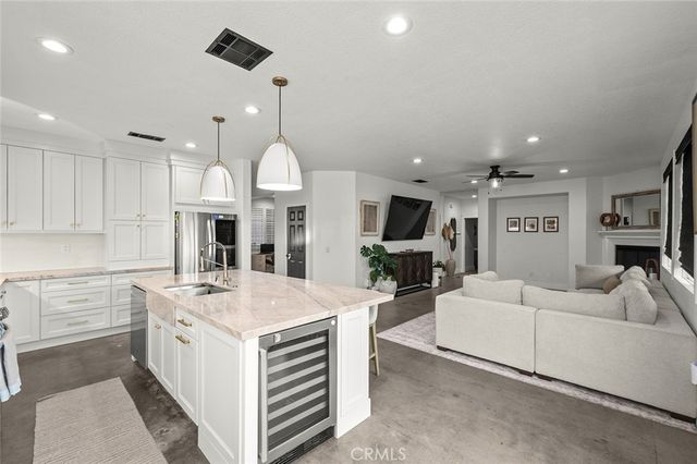 6945 Cedar Creek Road, Eastvale, CA 92880