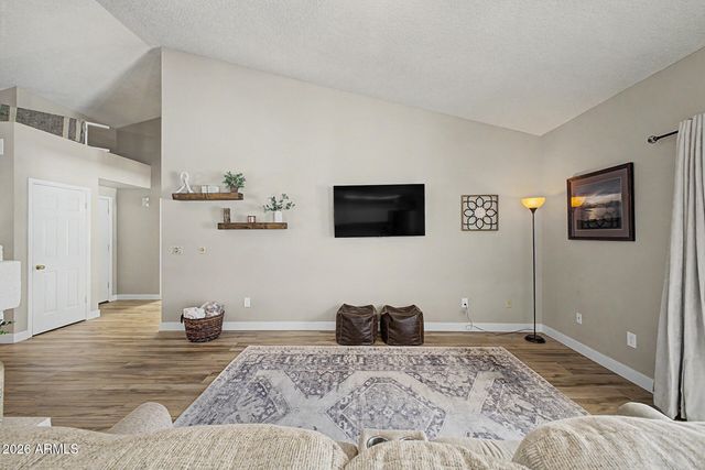 801 E BRAEBURN Drive, Phoenix, AZ 85022