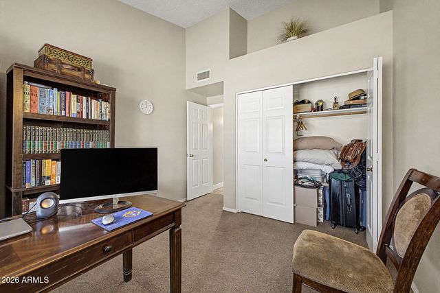 801 E BRAEBURN Drive, Phoenix, AZ 85022