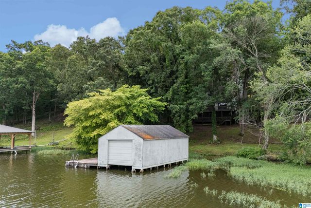 809 PARADISE POINT DRIVE, Columbiana, AL 35051