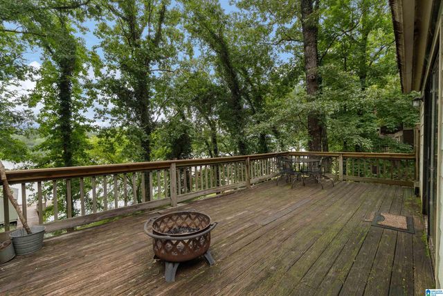 809 PARADISE POINT DRIVE, Columbiana, AL 35051