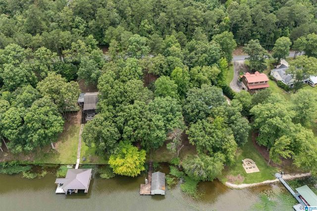 809 PARADISE POINT DRIVE, Columbiana, AL 35051