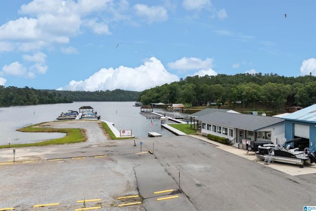 809 PARADISE POINT DRIVE, Columbiana, AL 35051
