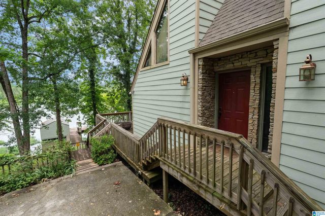 809 PARADISE POINT DRIVE, Columbiana, AL 35051