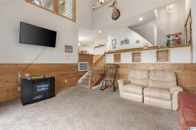 809 PARADISE POINT DRIVE, Columbiana, AL 35051