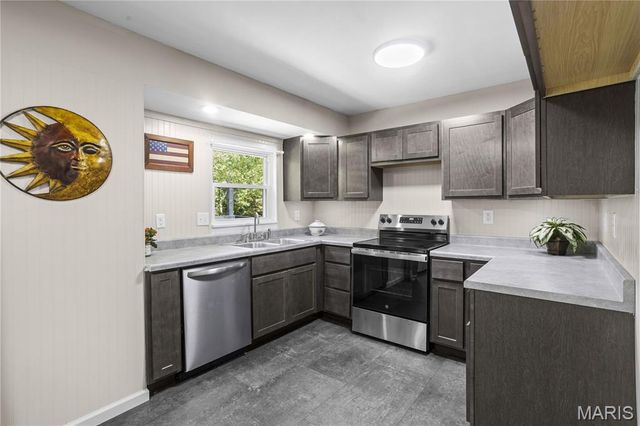 23 Juanita Drive, Hillsboro, MO 63050