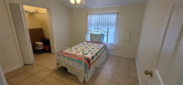2912 HAWTHORNE STREET, Sarasota, FL 34239