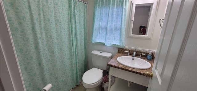 2912 HAWTHORNE STREET, Sarasota, FL 34239