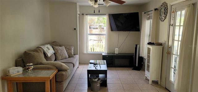 2912 HAWTHORNE STREET, Sarasota, FL 34239