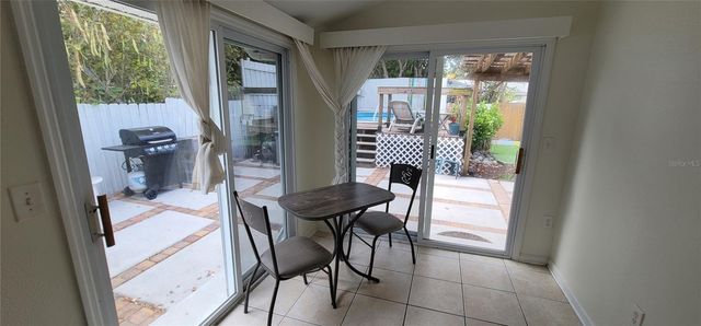 2912 HAWTHORNE STREET, Sarasota, FL 34239