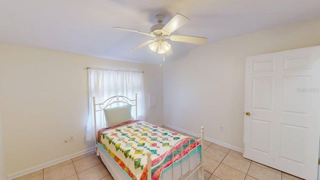 2912 HAWTHORNE STREET, Sarasota, FL 34239