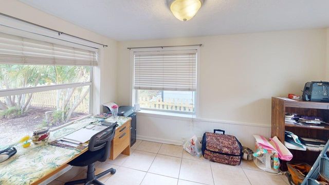 2912 HAWTHORNE STREET, Sarasota, FL 34239
