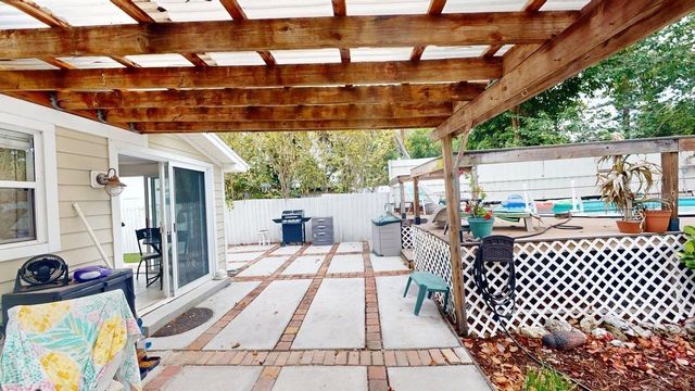 2912 HAWTHORNE STREET, Sarasota, FL 34239