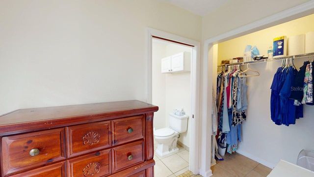 2912 HAWTHORNE STREET, Sarasota, FL 34239