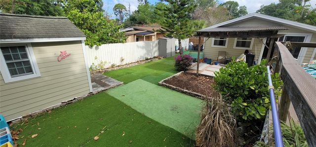 2912 HAWTHORNE STREET, Sarasota, FL 34239