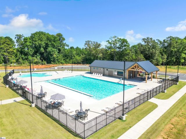 919 Rev. Robert Reid Street, Woodruff, SC 29388