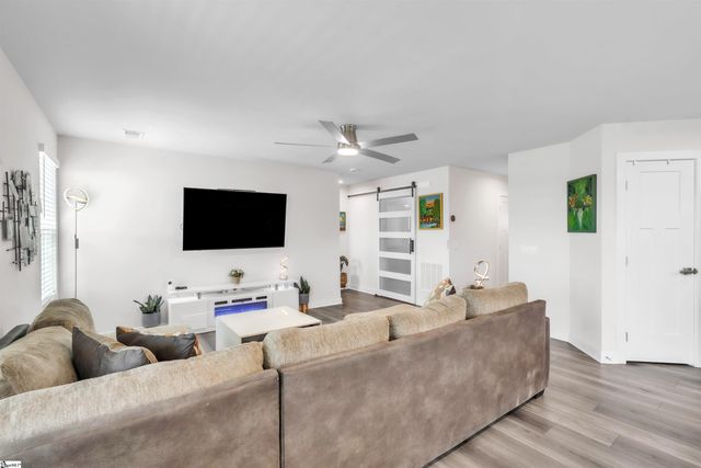 919 Rev. Robert Reid Street, Woodruff, SC 29388