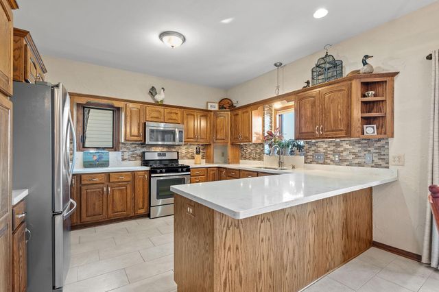 5611 Indiana Avenue N, Brooklyn Center, MN 55429