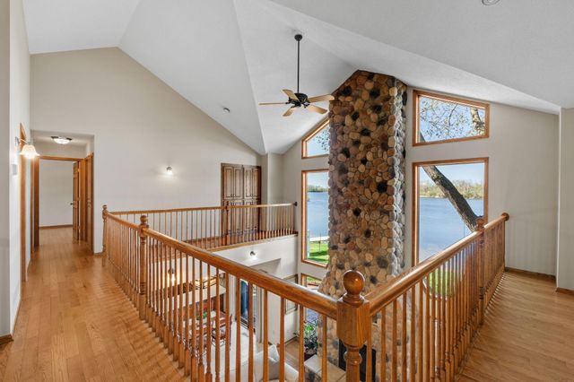 5611 Indiana Avenue N, Brooklyn Center, MN 55429