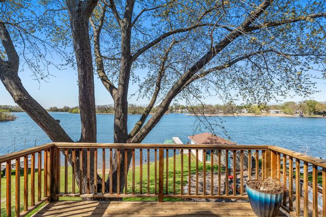 5611 Indiana Avenue N, Brooklyn Center, MN 55429