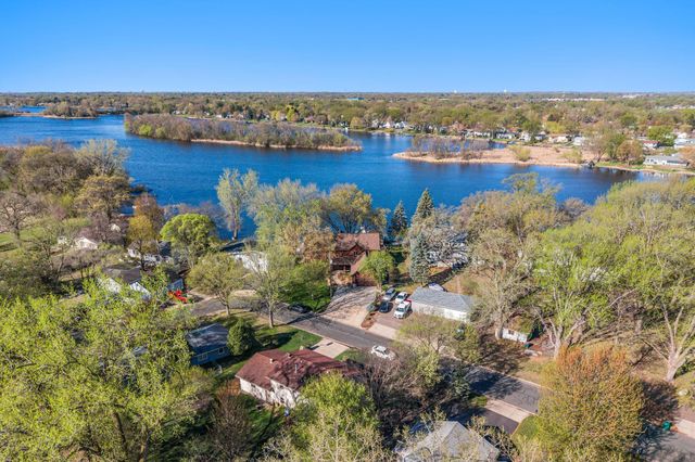 5611 Indiana Avenue N, Brooklyn Center, MN 55429