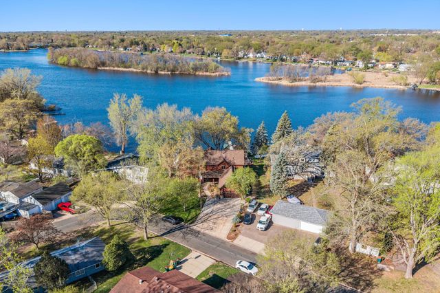 5611 Indiana Avenue N, Brooklyn Center, MN 55429