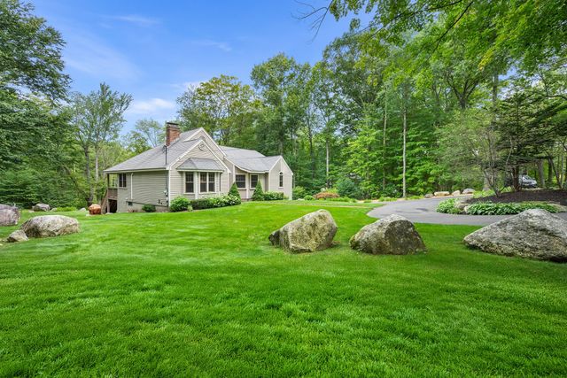 144 Baldwin St, Leicester, MA 01524