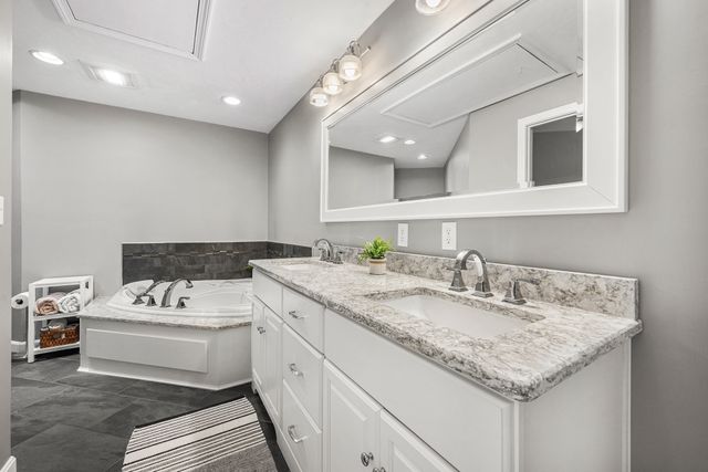 144 Baldwin St, Leicester, MA 01524