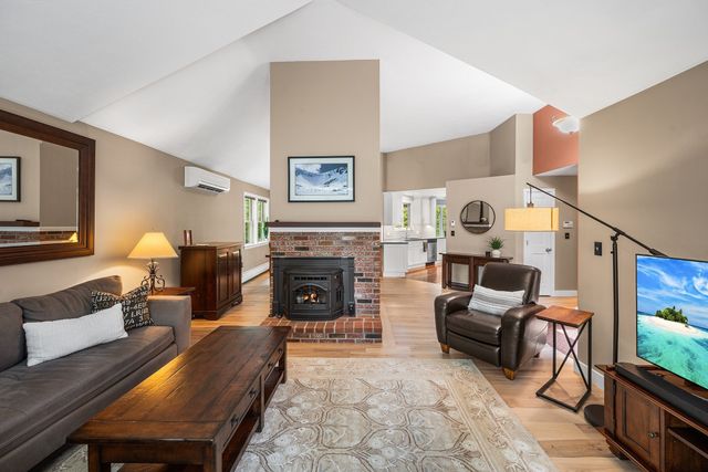 144 Baldwin St, Leicester, MA 01524