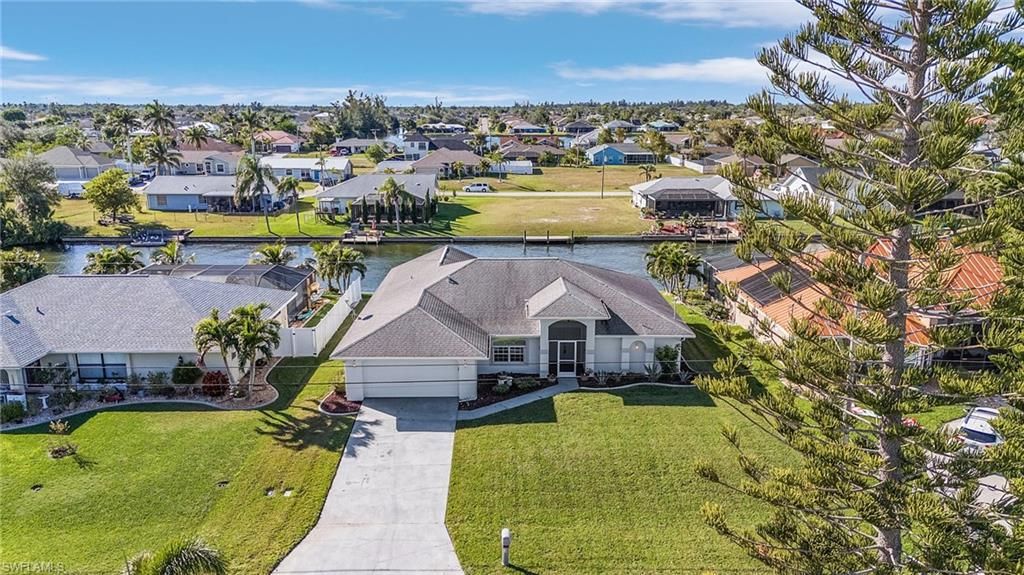 1230 SW 4th AVE, CAPE CORAL, FL 33991 — exterior
