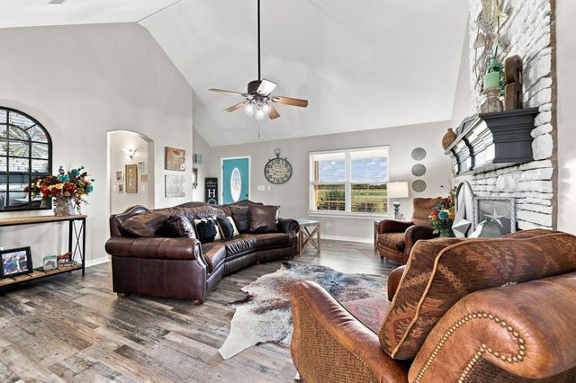 2455 County Road 700, Farmersville, TX 75442