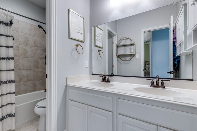 809 Llano Falls, Mckinney, TX 75071