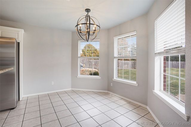 93 Summit Circle, Durant, OK 74701