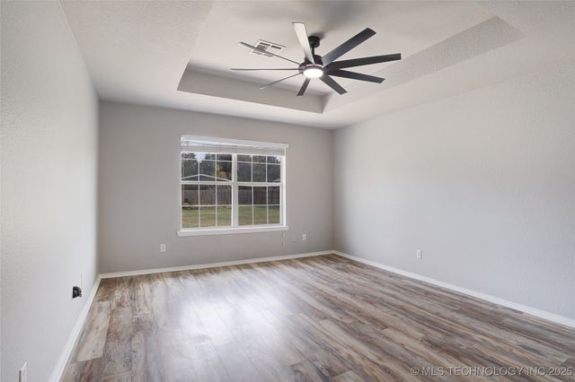 93 Summit Circle, Durant, OK 74701