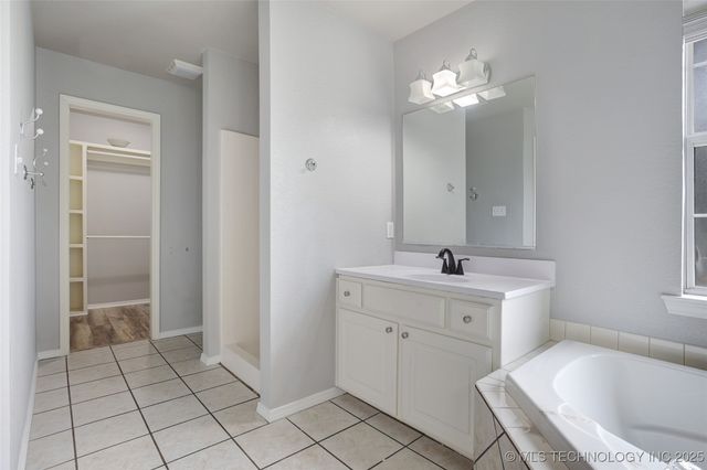 93 Summit Circle, Durant, OK 74701