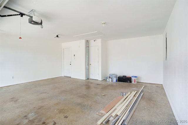 93 Summit Circle, Durant, OK 74701