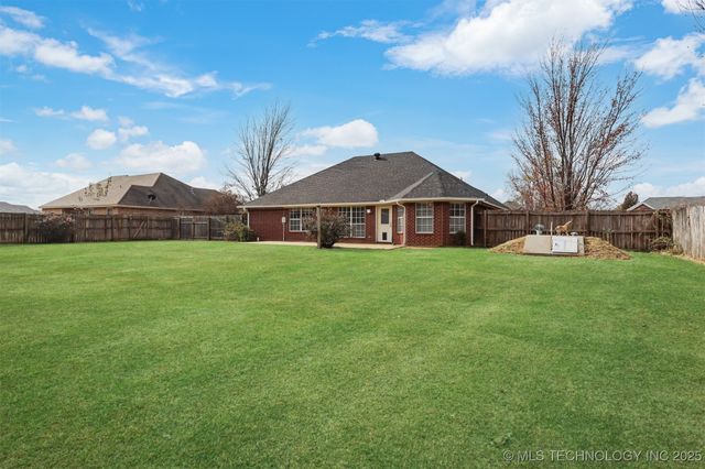 93 Summit Circle, Durant, OK 74701