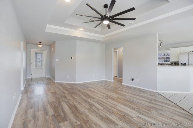 93 Summit Circle, Durant, OK 74701