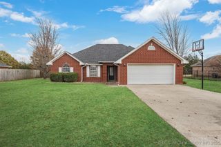 93 Summit Circle, Durant, OK 74701