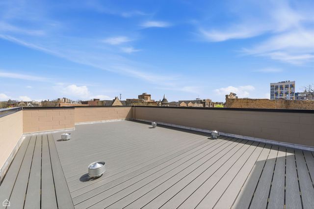 4132 S Calumet Avenue 301, Chicago, IL 60653
