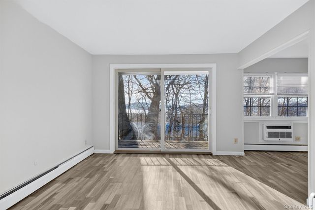 4 Colonial Road 96, Beacon, NY 12508