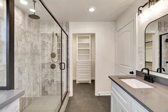 1211 Mere Drive, Pinehurst, TX 77362