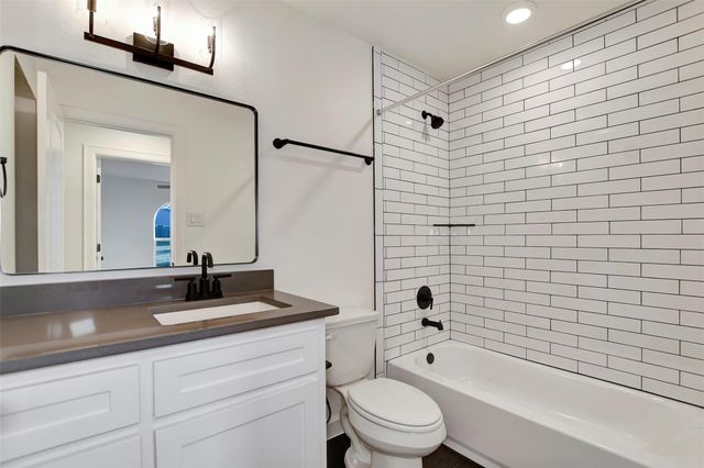 1211 Mere Drive, Pinehurst, TX 77362