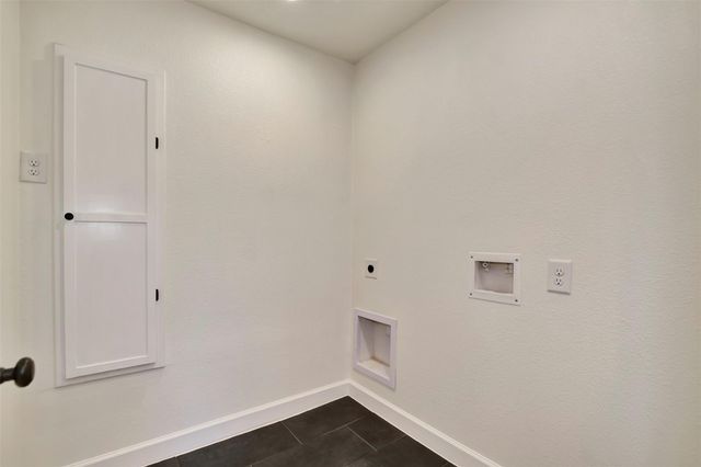 1211 Mere Drive, Pinehurst, TX 77362