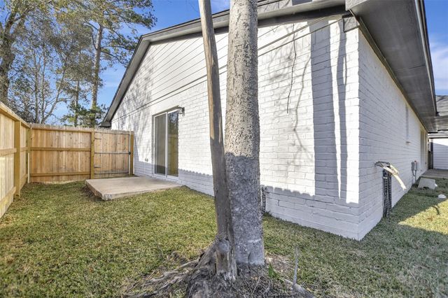 1211 Mere Drive, Pinehurst, TX 77362