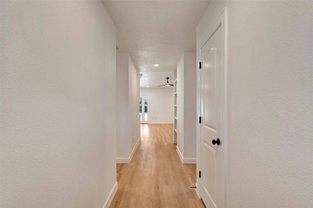 1211 Mere Drive, Pinehurst, TX 77362