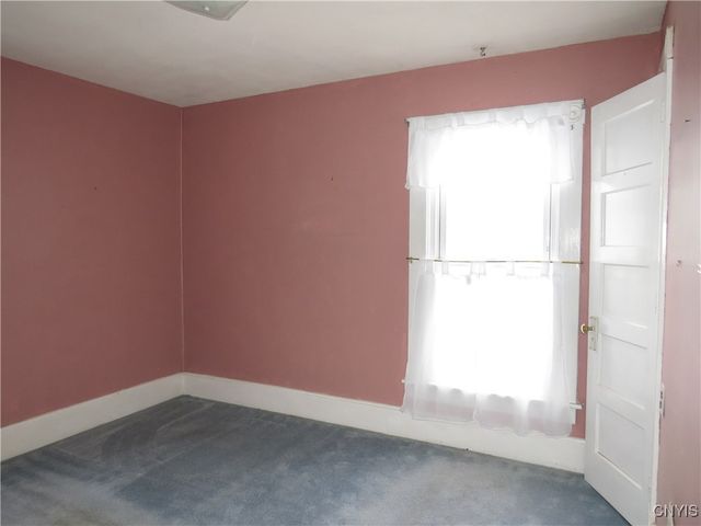 21 Gordon Place, German Flatts, NY 13357