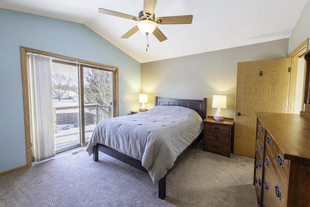 212 Yarrow Hill Drive, Cottage Grove, WI 53527