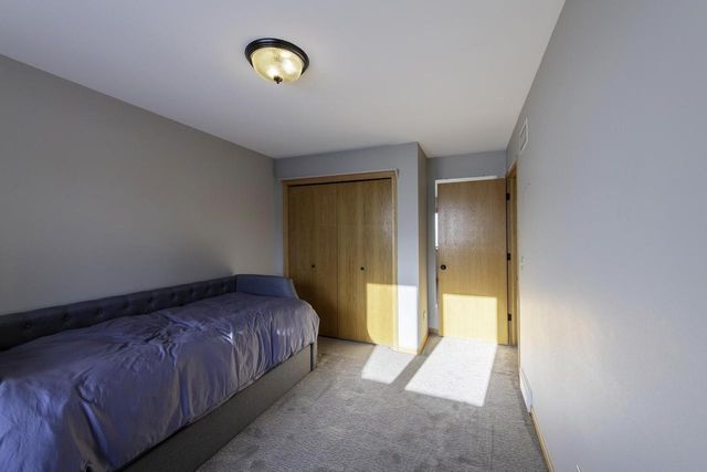 212 Yarrow Hill Drive, Cottage Grove, WI 53527